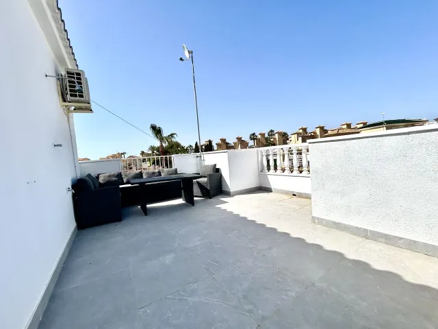 Villa 5 habitaciones 166m² en venta - Villamartin — 19