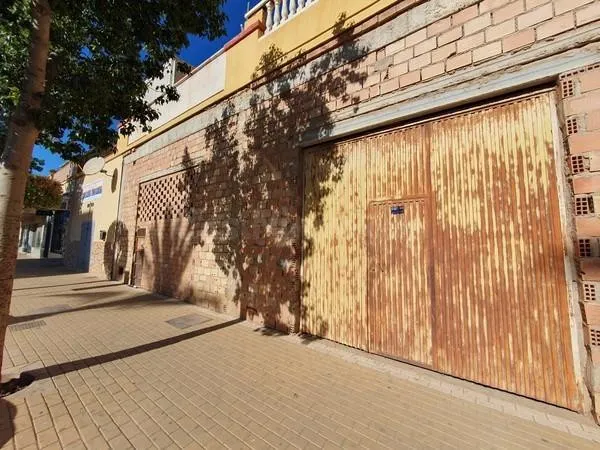¡Gran oportunidad de negocio en el centro de Roquetas de Mar - foto 2