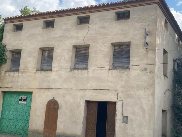 SE VENDE CASA EN MONREAL DEL CAMPO