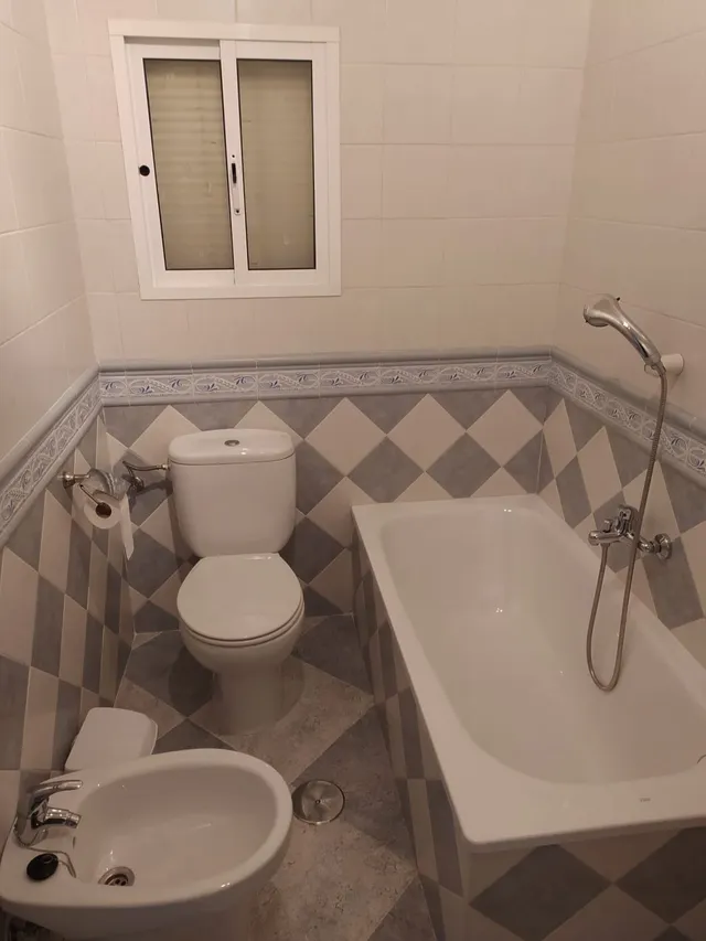 Casa de 5 dormitorios en Casarabonela con terraza y barbacoa — 8