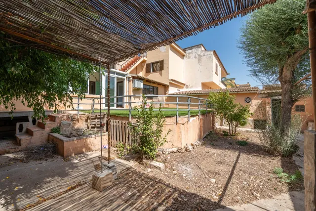 Adosado amplio y luminoso con terraza privada exterior — 38