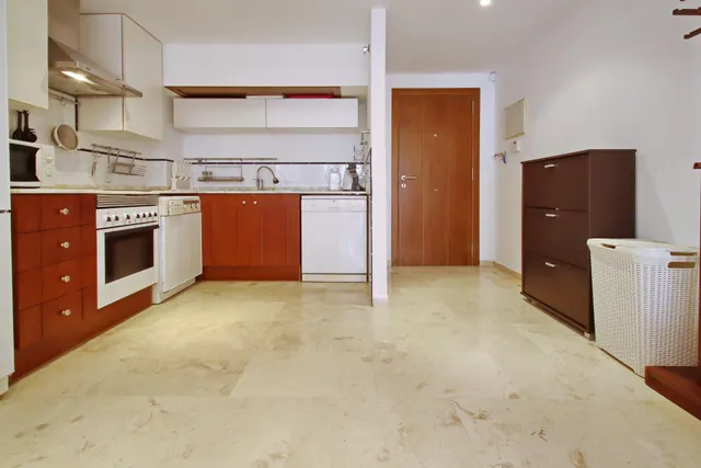 Soleado apartamento con vistas a la piscina en La Entrada, Punta Prima, Costa Blanca — 12
