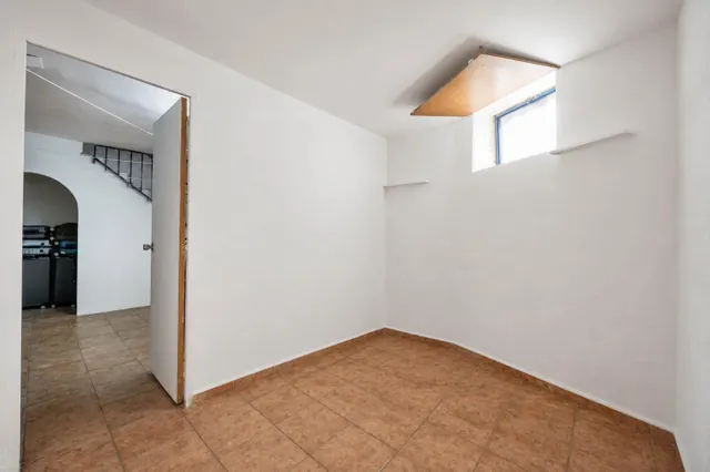 Amplia Casa en Gabia Chica — 33