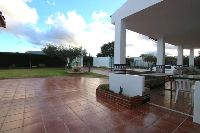 Chalet 3 habitaciones 864m² en venta - Costa del Sol - foto 3
