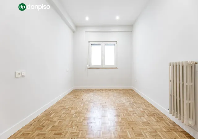 PISO DE 5 DORMITORIOS EN CALLE RECOGIDAS — 14