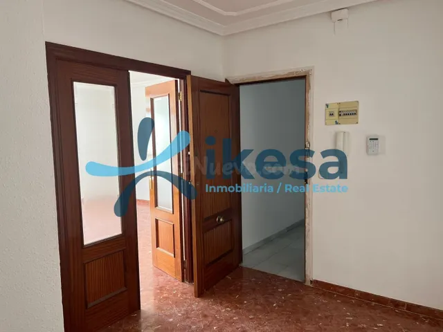 VENTA DE PISO EN LOPERA (JAÉN) - foto 4