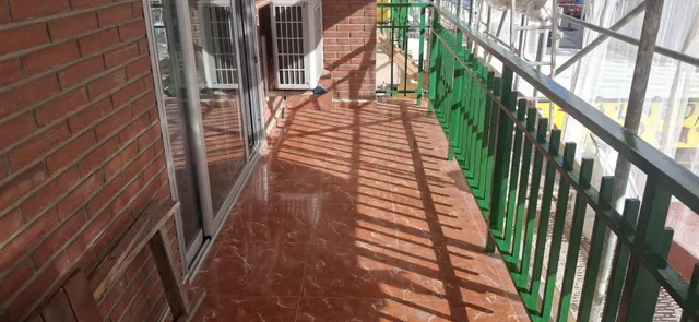 PISO DE TRES DORMITORIOS Y DOS BAÑOS A 300 METROS DE LA PLAYA — 20