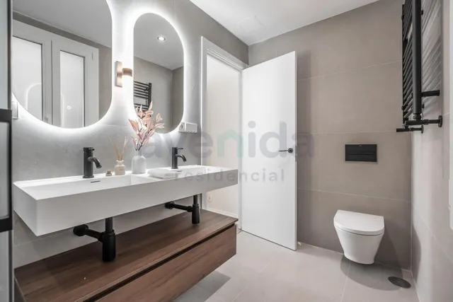 Exclusiva vivienda exterior en tercera planta — 20