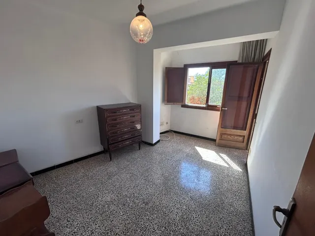 Amplio piso de 3 habitaciones, techo libre y dos balcones en Pòrtol — 10