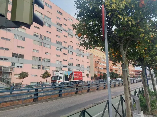 Almacén 15m² en venta - Travesía de Vigo - San Xoán - foto 3