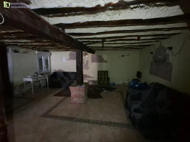 Se vende casa en Quintanapalla, Burgos — 13