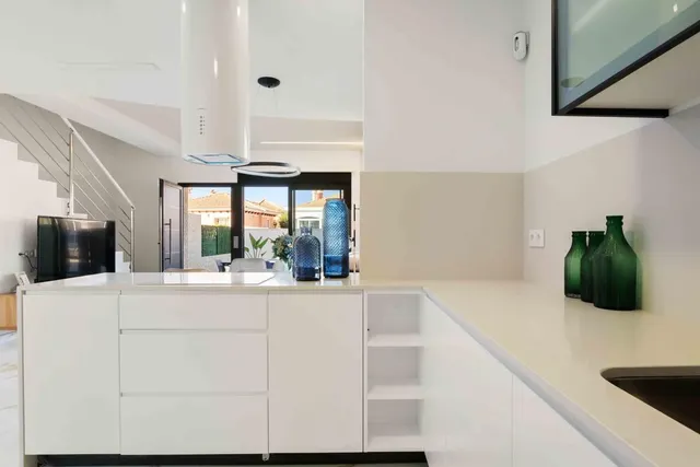 Villa 3 habitaciones 117m² en venta - Costa blanca sur — 24