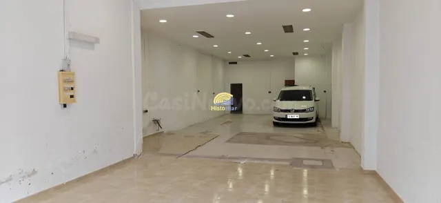 Amplio Local Comercial en Avenida País Valencia - Oportunida - foto 3
