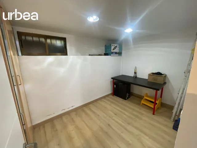 chalet adosado de tres plantas situado  en  EL Cerrado de Calderón. — 7