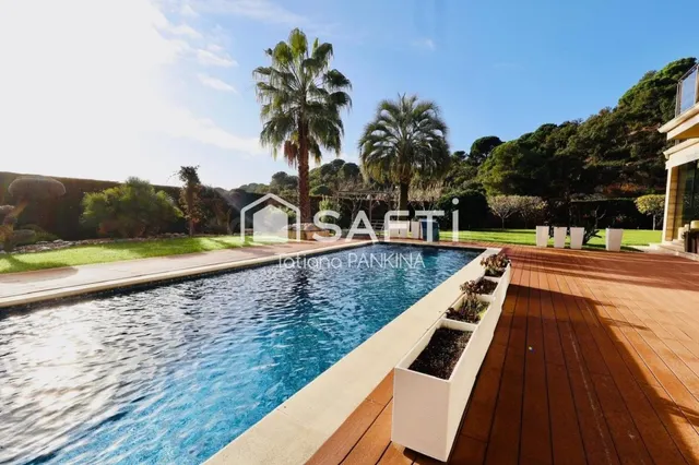 Elegante casa de lujo con vistas al mar en urbanización priv - foto 5