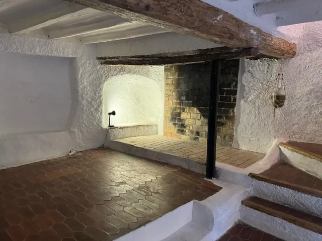 CASA DE PUEBLO EN FARENA – 5 PLANTAS, TERRAZA PANORÁMICA Y GRAN POTENCIAL — 9