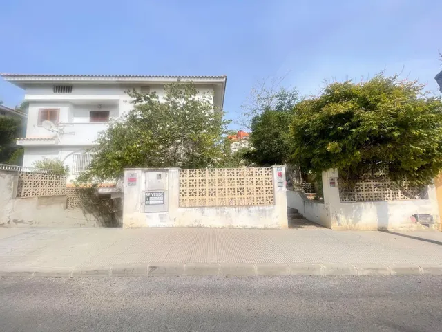CASA ADOSADA EN LA NUCÍA CON GRANDES POSIBILIDADES — 3