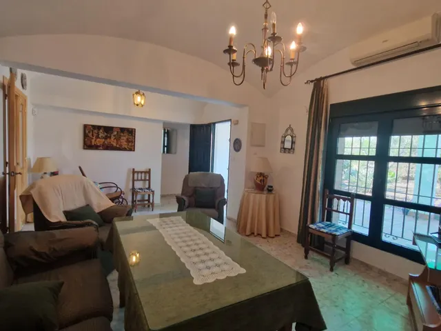 Finca rústica con dos viviendas, piscina y 56.000 m2 de tierras de regadío a 10 minutos de Jerez — 41