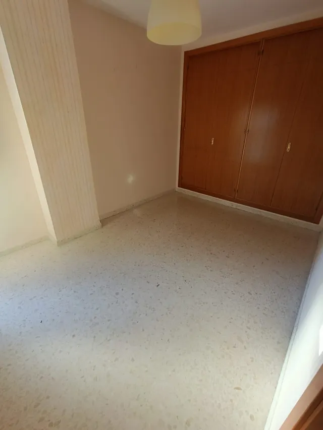 SE VENDE PISO EN ZONA NORTE — 28