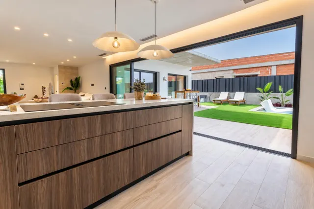Chalet con parcela privada y piscina en La Quinta, Molina de Segura — 11