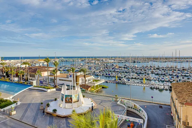 APARTAMENTO DE 3 DORMITORIOS 1 BAÑO 1 ASEO EN TORREVIEJA (PLAYA DEL CURA) — 33
