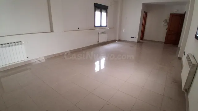Urbis te ofrece una oficina en venta en Béjar, Salamanca. - foto 4