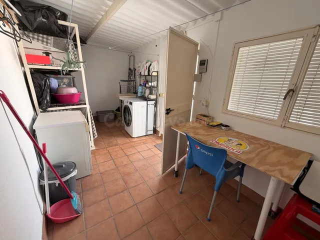 Acogedora Casa en Avenida de Pruna con Espacios Amplios y Confortables!! — 30