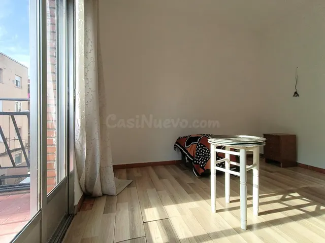 LUMINOSO PISO EXTERIOR, CON GRAN TERRAZA, EN PUERTA BONITA — 5