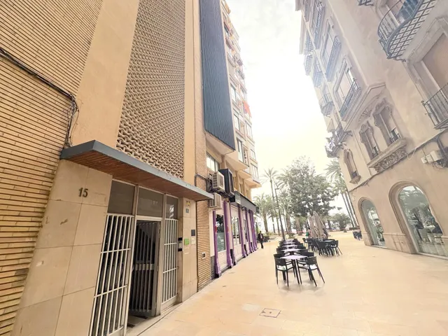 Piso en venta en La Explanada (Alicante) — 29
