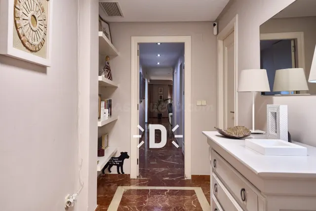 ATICO DUPLEX PRECIOSO EN VENTA EN BENETUSSER - foto 2