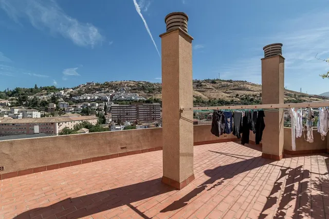¡¡Fantástico piso de 7 habitaciones en Bola de Oro!! — 33