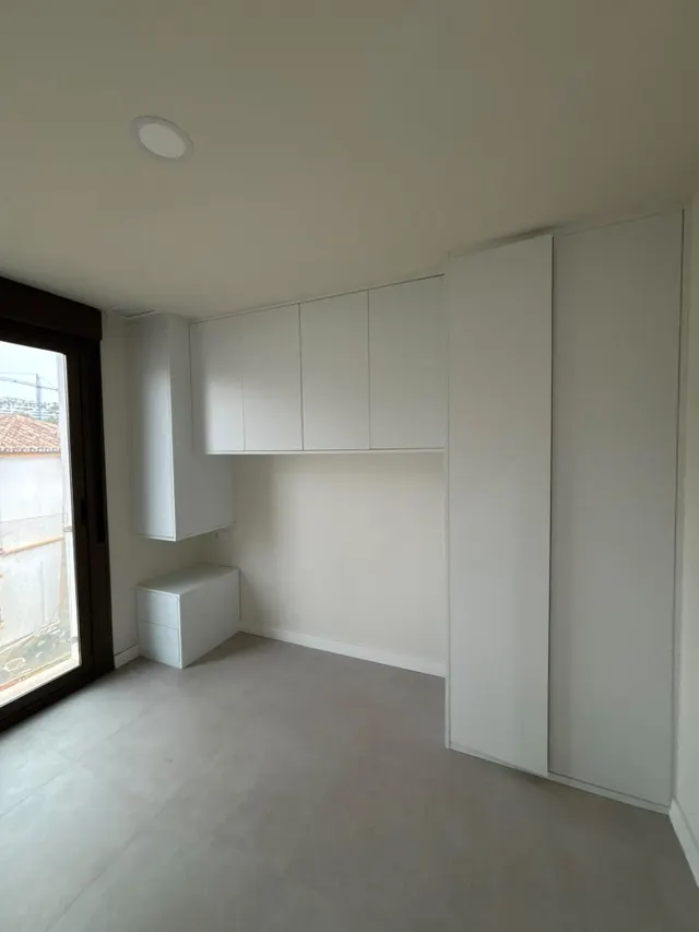 Se vende ático con piscina privada en Estepona — 30
