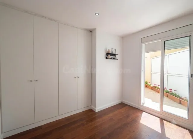 Piso en bajos para entrar a vivir en l'Ampolla a 5 minutos d - foto 5