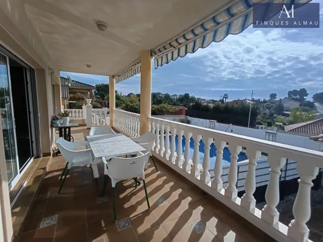 Casa en venta en Costa Cunit con licencia turística!! - foto 4