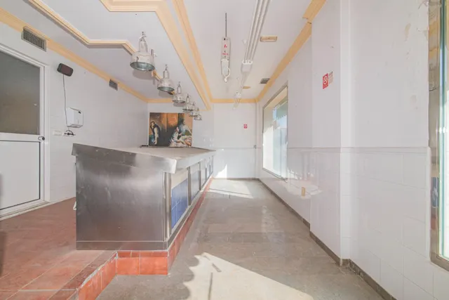 Local Comercial en la Calle San Miguel de Armilla — 9