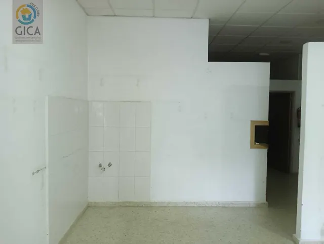 Local en San Bernabé (res. San Marcos) — 10