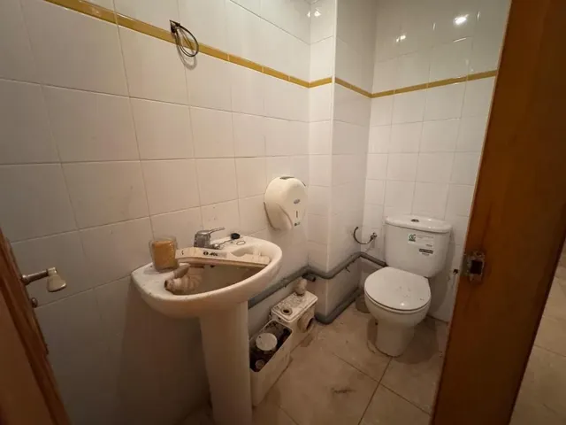 Local comercial 496m² en venta - Playa del Cura — 27