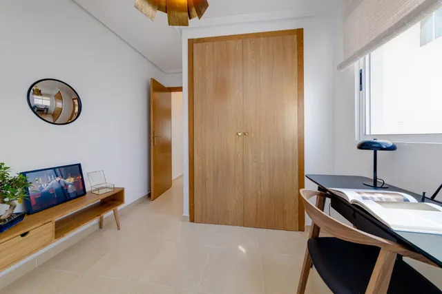 Villa Independiente en San Fulgencio, 3 dormitorios, 3 baños — 23