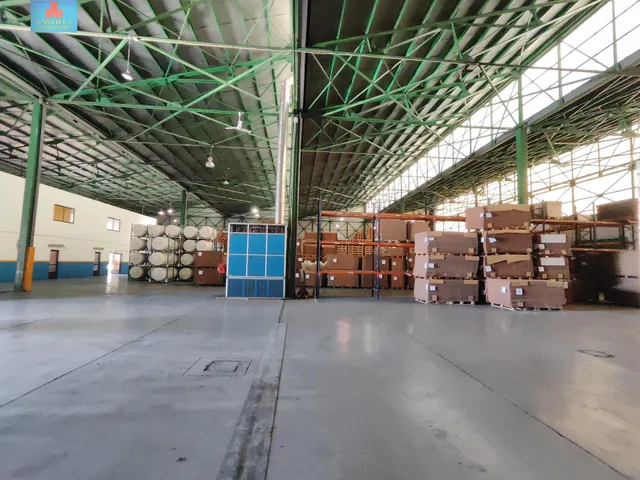 ÚNICA Y OPORTUNIDAD ESPECTACULAR NAVE EN POLÍGONO ÁVILA — 9