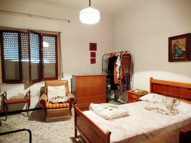 Amplia Casa en el Centro de Beniel - Oportunidad para Reform - foto 2
