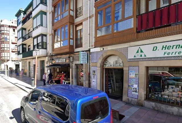 PISO EN EL CENTRO DE CASTRO URDIALES - foto 2