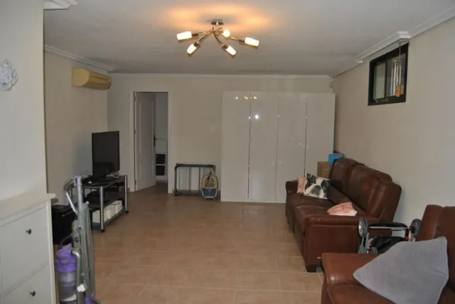 Casa 4 habitaciones 331m² en venta - PAU 26 — 26