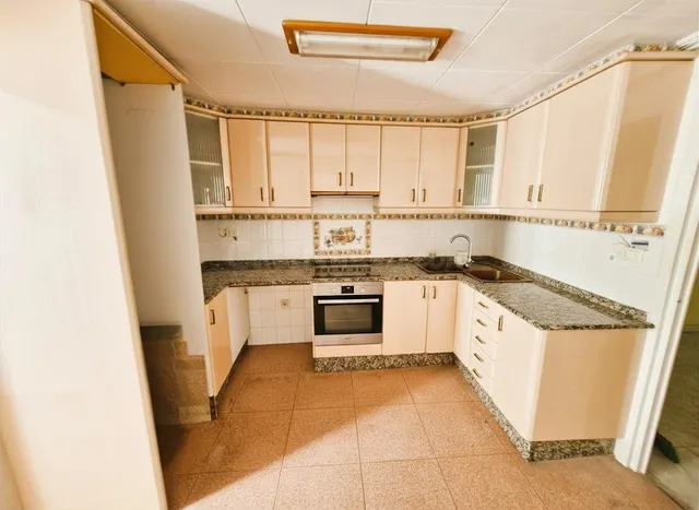 Vivienda independiente con dos alturas en Barrio del Cristo  - foto 4