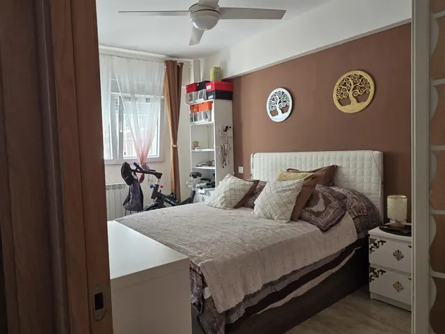 Piso reformado , 3 habitaciones zona de Barrio de Ventas — 34