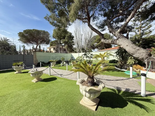 Chalet (Independiente) en venta