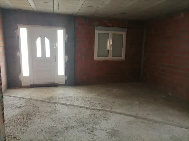 OPORTUNIDAD CHALET EN CONSTUCCION EN VILLAFRANCA DEL BIERZO — 43