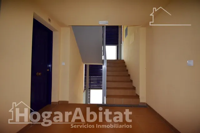 Playa a escasos 100 metros en este luminoso apartamento con terraza y piscina — 49