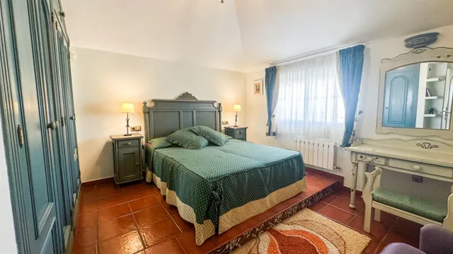 Villa 6 habitaciones 290m² en venta - Torre la mata — 38