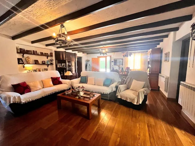 MAGNIFICO CHALET INDEPENDIENTE CON APARTAMENTO DE INVITADOS, PISCINA PRIVADA, GARAJE, BARBACOA, BUENAS VISTAS Y MUCHO MAS — 31