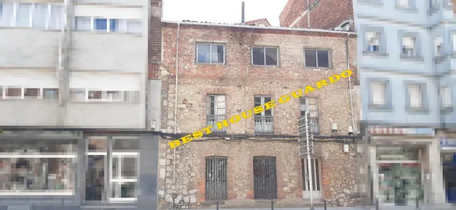 CASA CENTRO GUARDO A REFORMAR — 5